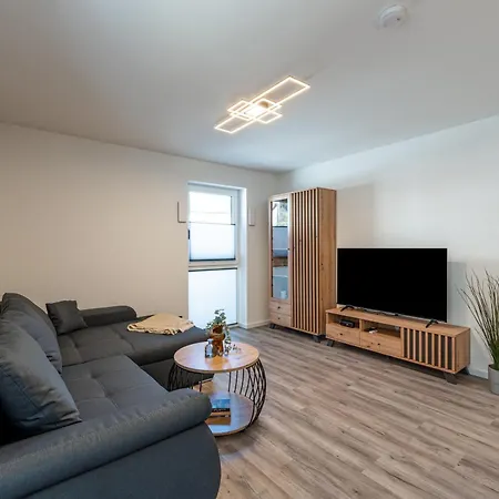 Apartament #8 Jsliving Business Work&Stay - Barrierefrei Private Terrasse Arbeitsplatz Mit Highspeedwlan