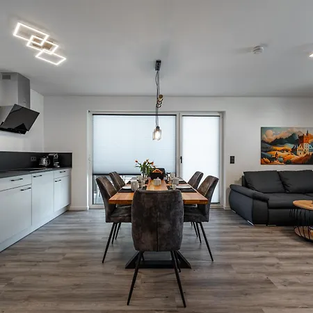 Apartament #8 Jsliving Business Work&Stay - Barrierefrei Private Terrasse Arbeitsplatz Mit Highspeedwlan